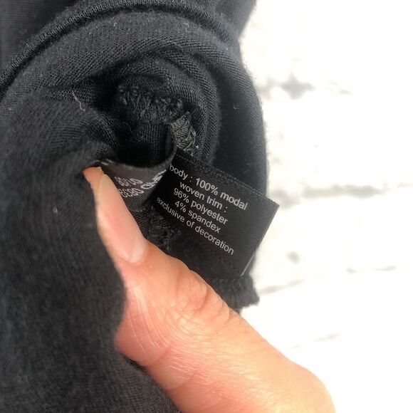 The limited short sleeve blouse - Picture 7 of 7